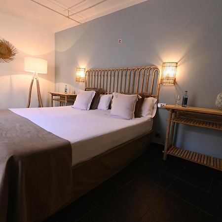 Stadthotel Santanyi Bagian luar foto