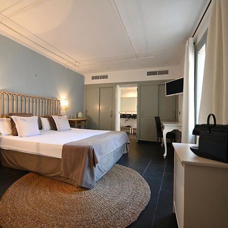 Stadthotel Santanyi Bagian luar foto