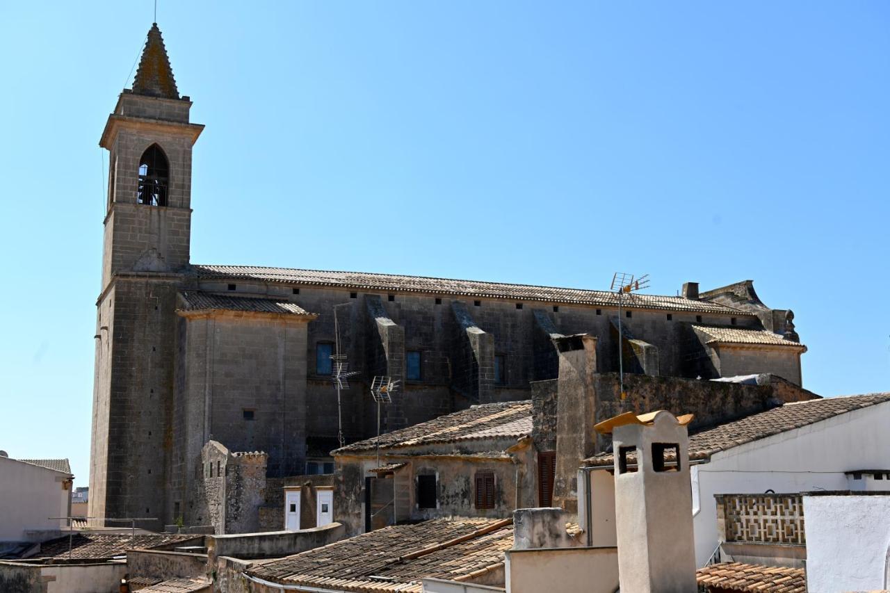 Stadthotel Santanyi Bagian luar foto