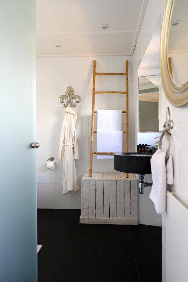 Stadthotel Santanyi Bagian luar foto