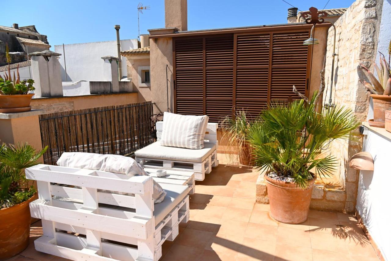 Stadthotel Santanyi Bagian luar foto