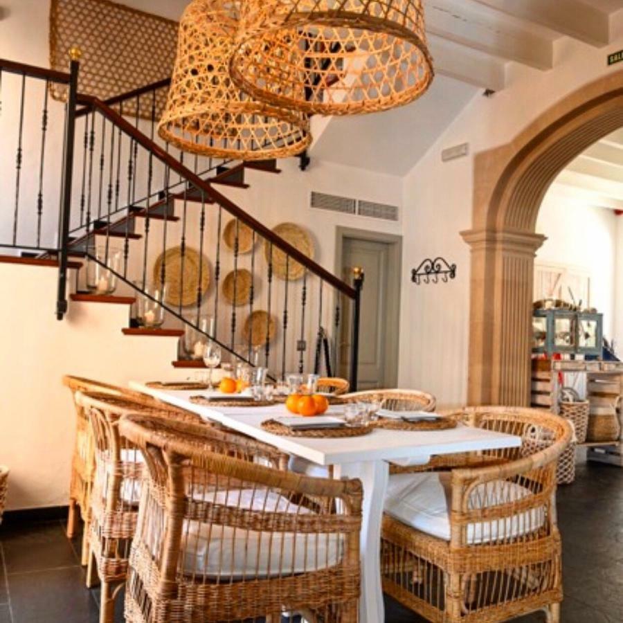 Stadthotel Santanyi Bagian luar foto