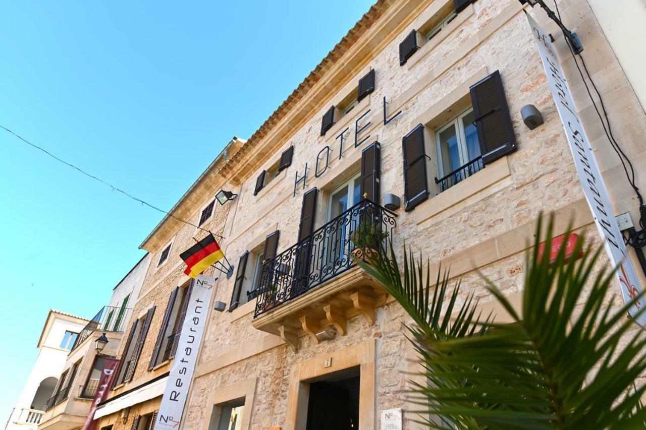 Stadthotel Santanyi Bagian luar foto