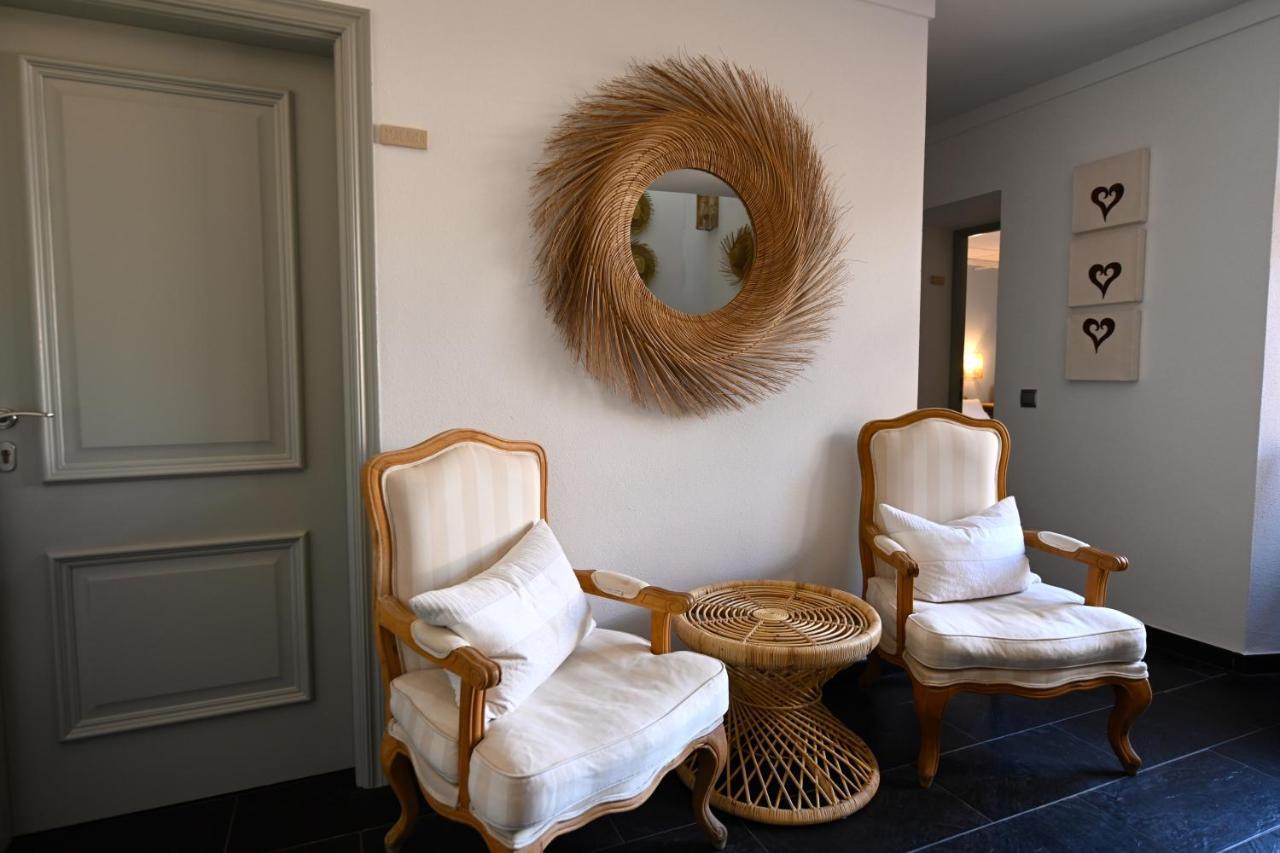 Stadthotel Santanyi Bagian luar foto