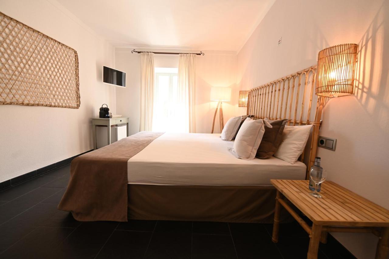 Stadthotel Santanyi Bagian luar foto