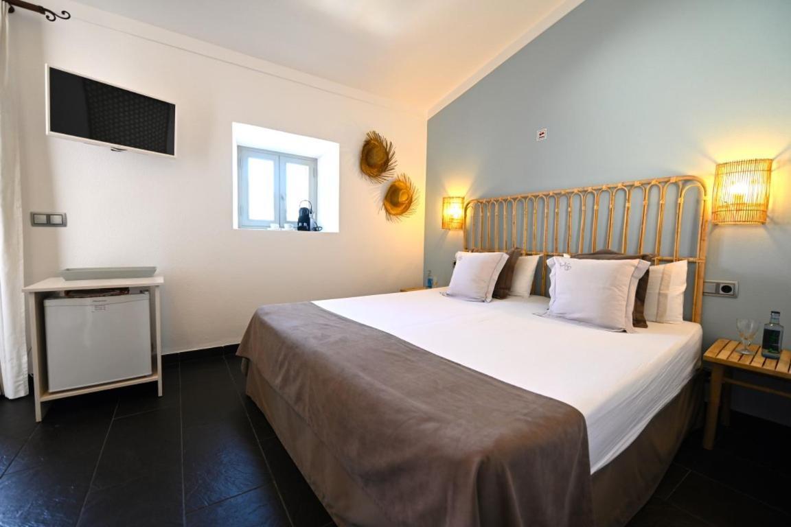 Stadthotel Santanyi Bagian luar foto